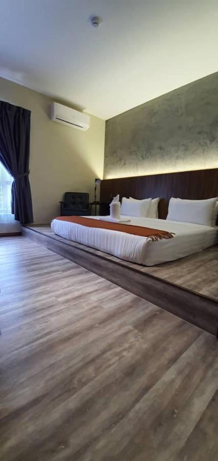 Vista Hotel ตาวาอู ภายนอก รูปภาพ